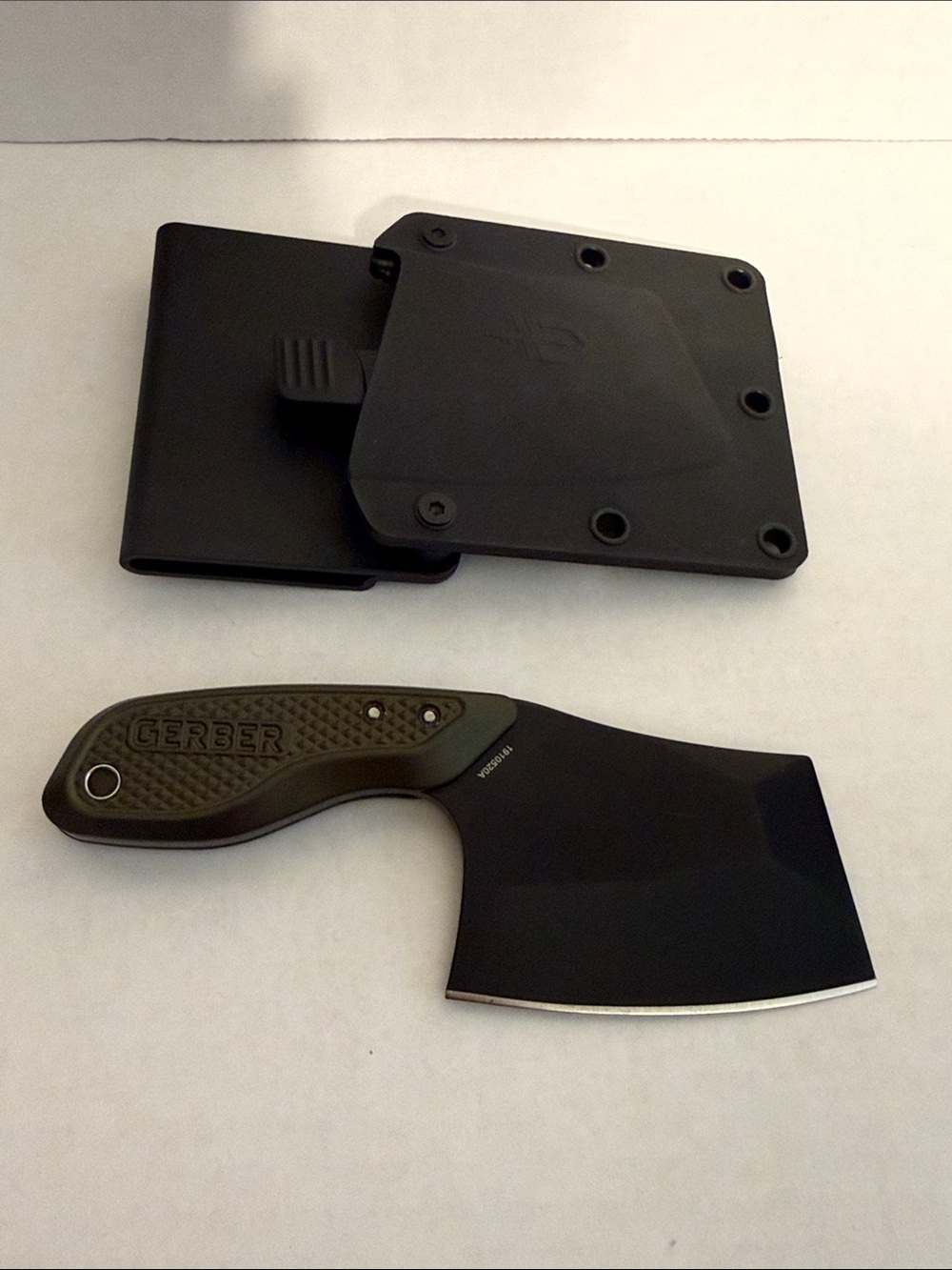 Gerber Tri tip mini cleaver fixed blade, bushcraft, Mille sheath, green